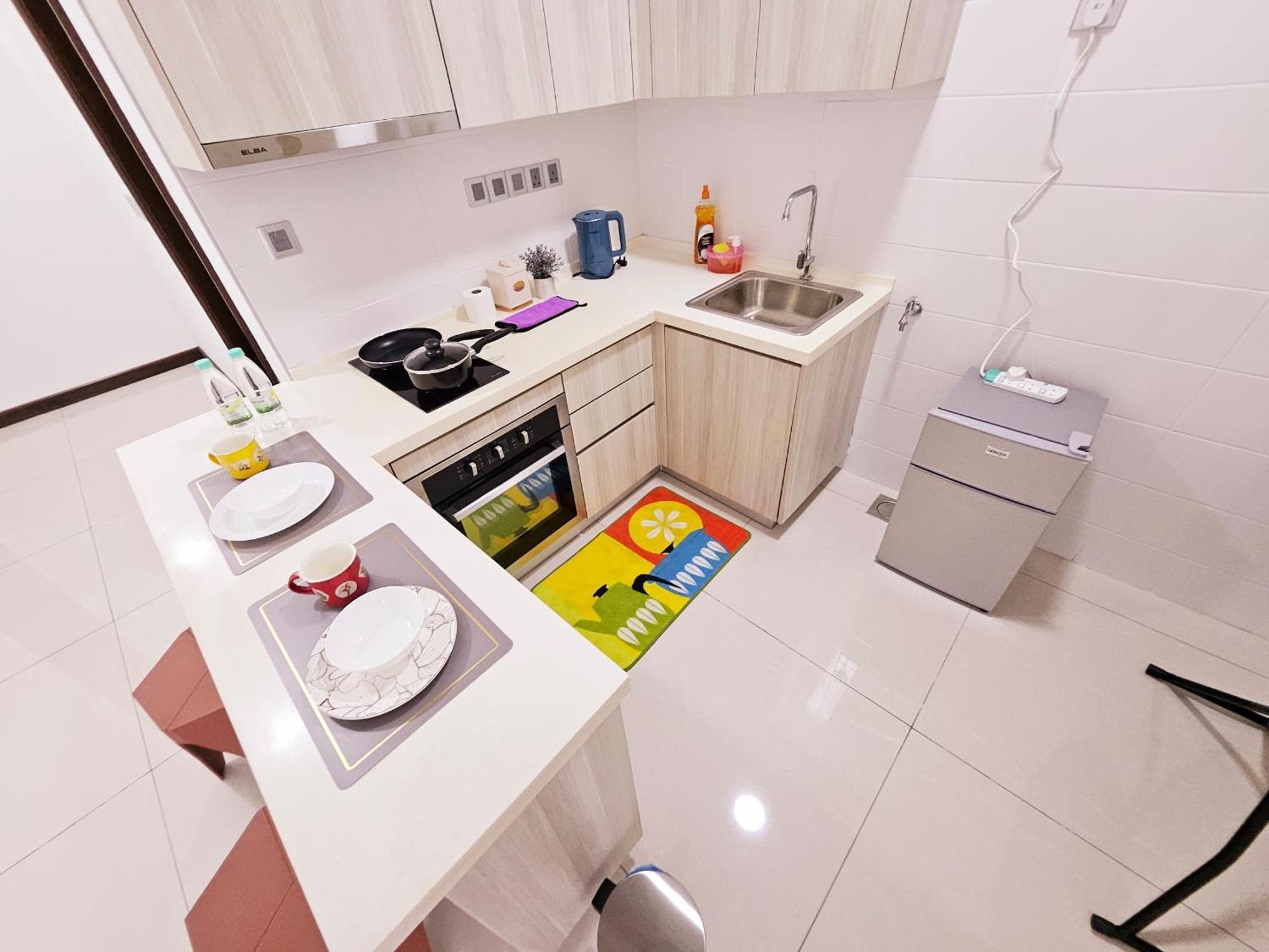 Paragon Suites Studios With Private Jacuzzi Near Ciq Rts ยะโฮร์บาห์รู ภายนอก รูปภาพ